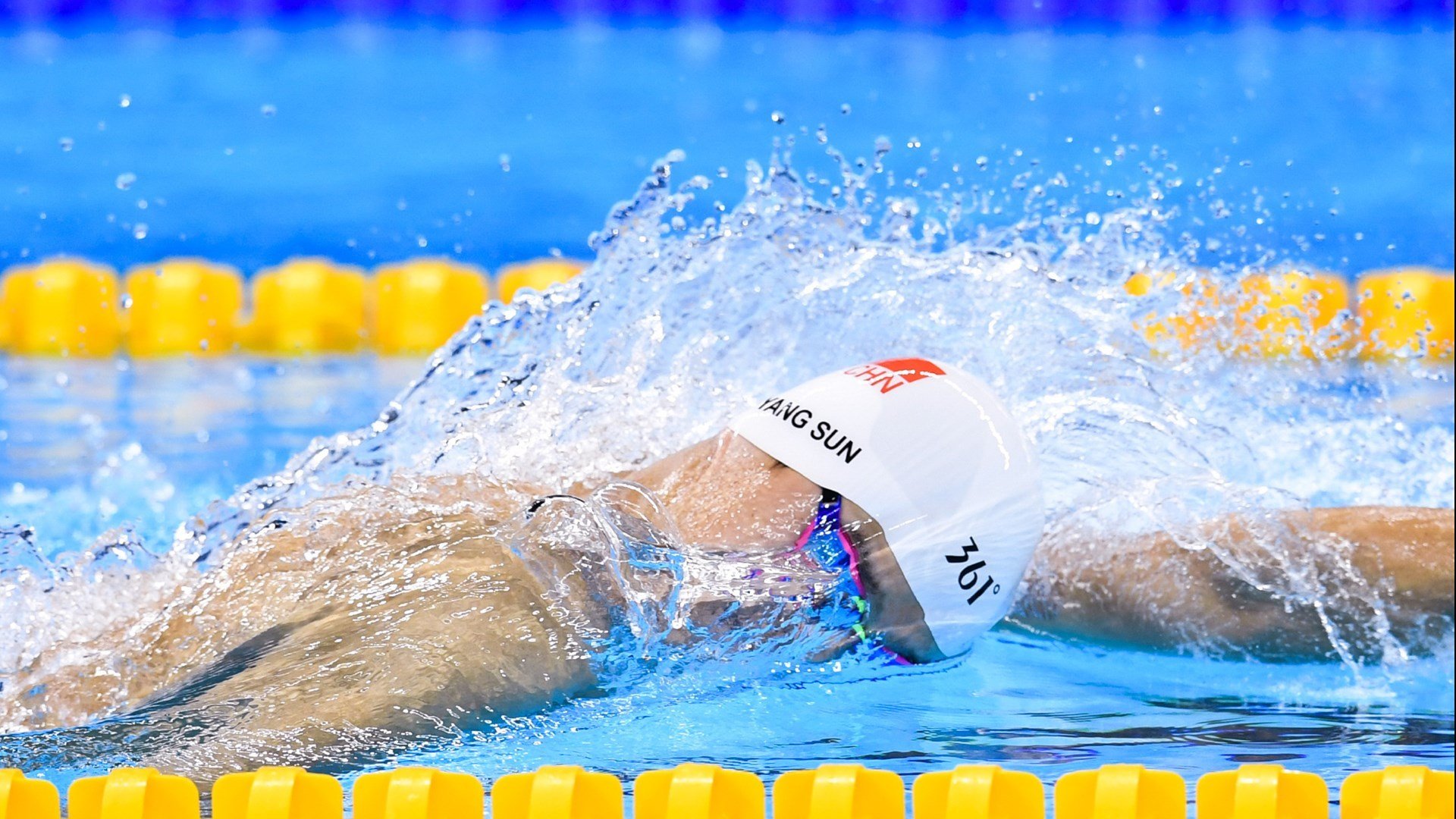 全国青年运动会赛况：新秀表现抢眼成媒体焦点，全国青年运动会会标